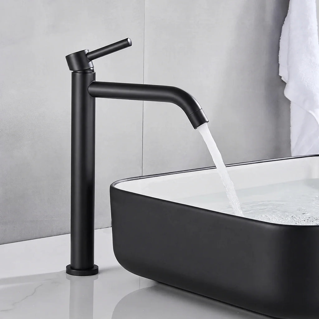 Mitigeur de lavabo haut à bec arrondi — présentation Olverton