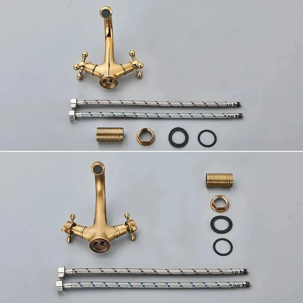 Robinet de salle de bain antique en laiton