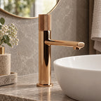 STRIA — Robinet de salle de bain en laiton or rose brossé — mise en situation Olverton