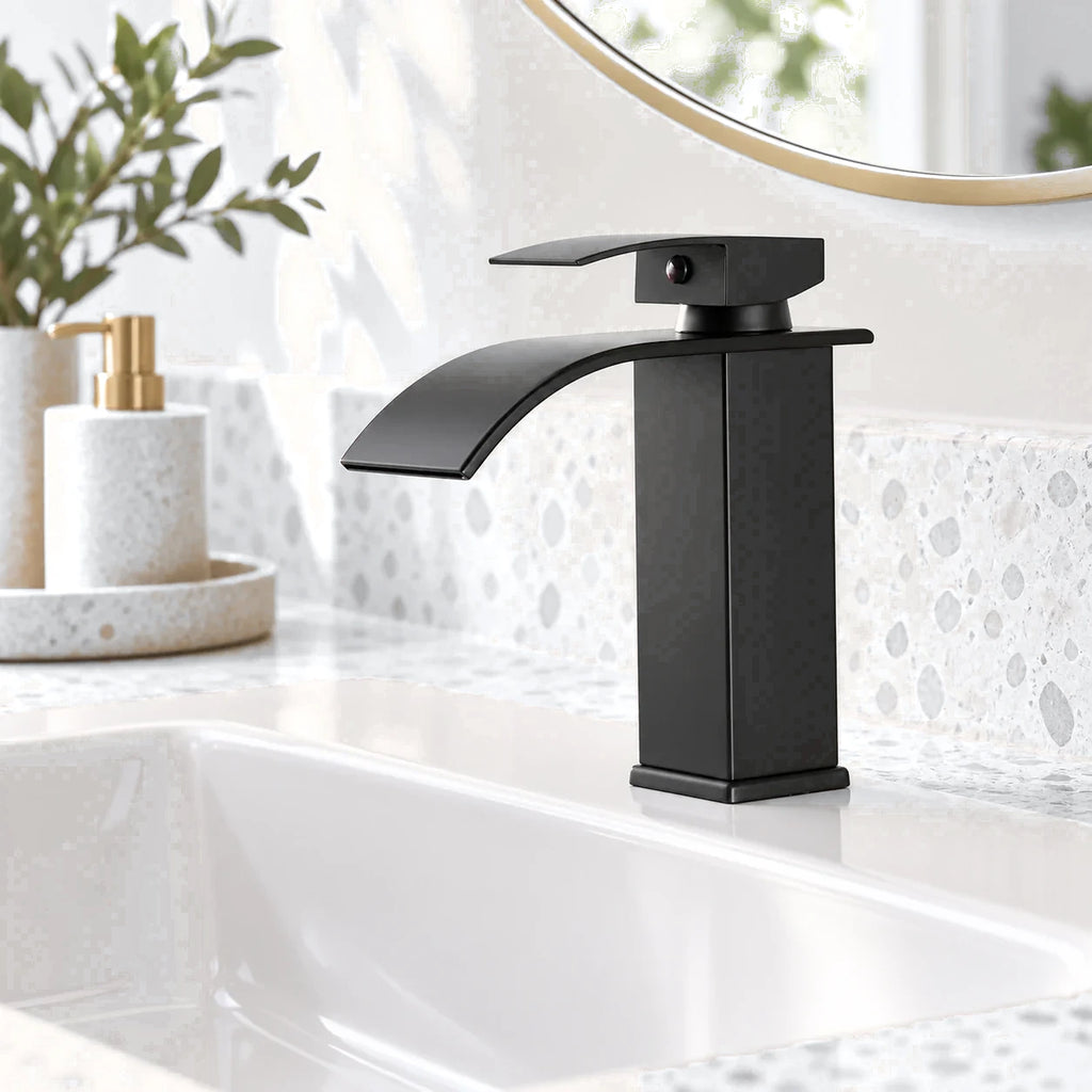 FONTE — Robinet de salle de bain cascade noir mat