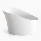 Baignoire îlot BIWA Olverton — vue studio, finition blanc brillant