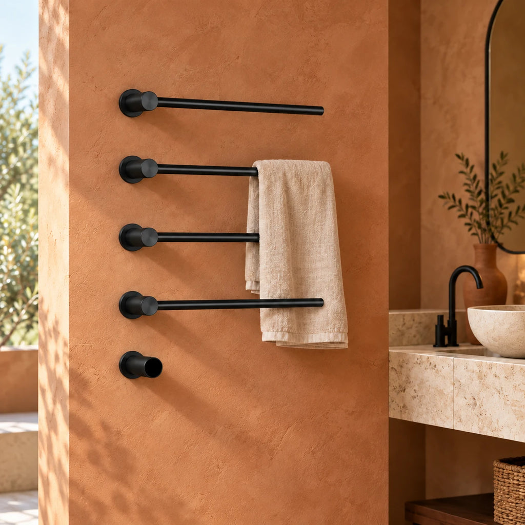 Sèche-serviettes encastré RIÖ noir mat 4 barres sur un mur terracotta